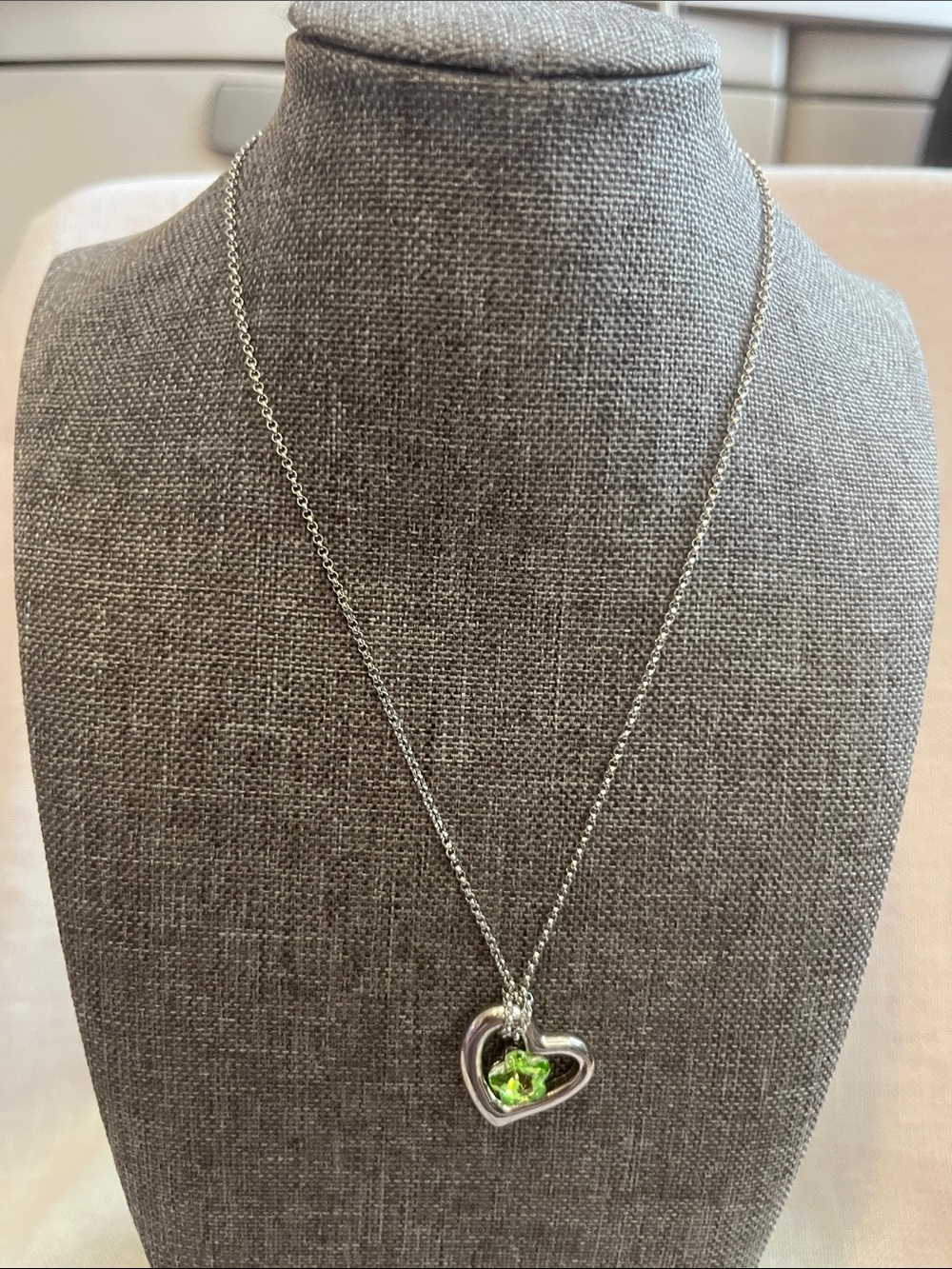 Sterling Silver Heart Pendant Necklace with Green Gem
